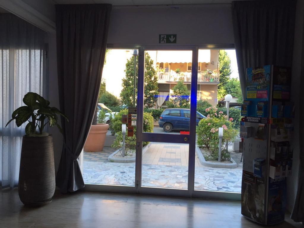 Hotel Ancora Cesenatico Eksteriør bilde